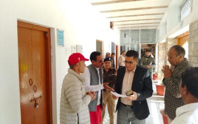 उपला टकनौर क्षेत्र के आठ गांव के ग्रामीण हर्षिल में प्रस्तावित अंग्रेजी शराब की दुकान के विरोध में उतर आए, डीएम को सौंपा ज्ञापन