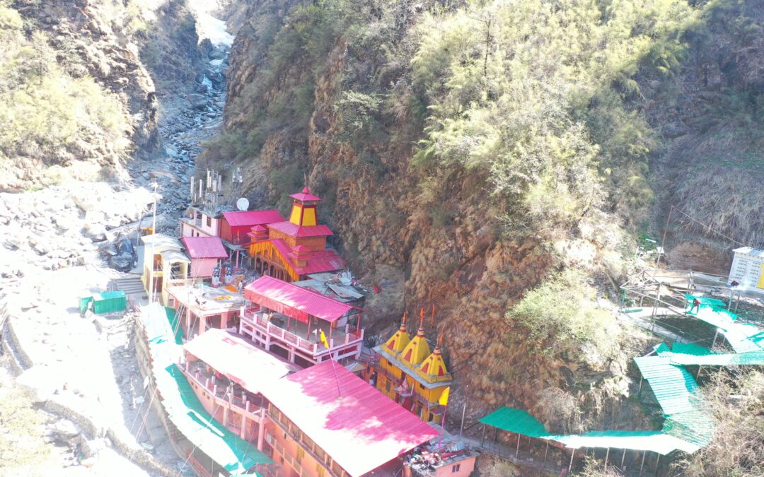 यमुनोत्री और गंगोत्री धाम तीर्थयात्रियों के स्वागत के लिए तैयार, 30 अप्रैल को होगा चारधाम यात्रा श्रीगणेश