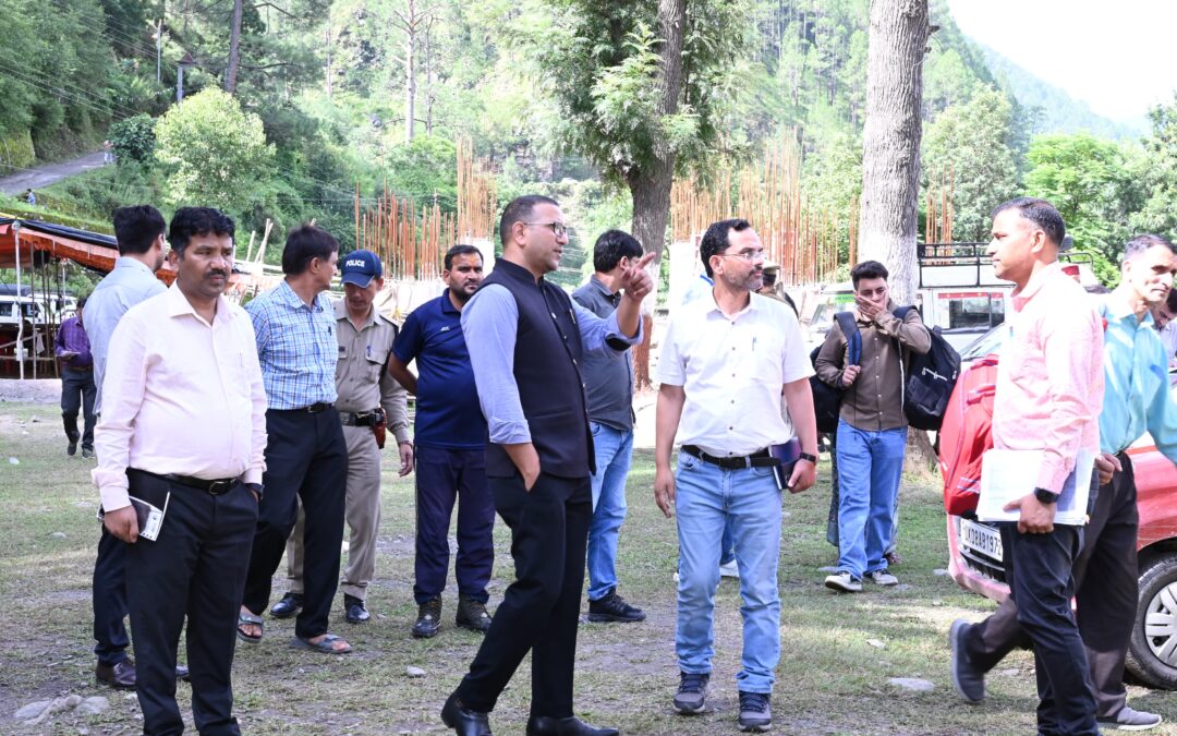 जिला प्रशासन ने मतदान की तैयारी की पूरी, प्रथम चरण में 272 पोलिंग बूथों पर होगा मतदान