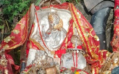 देव भूमि का चमत्कार:12 वें दिन खोदाई में सुरक्षित मिली मां राजराजेश्वरी की चांदी की मूर्ति